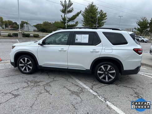 Used 2025 Honda Pilot Touring image 20