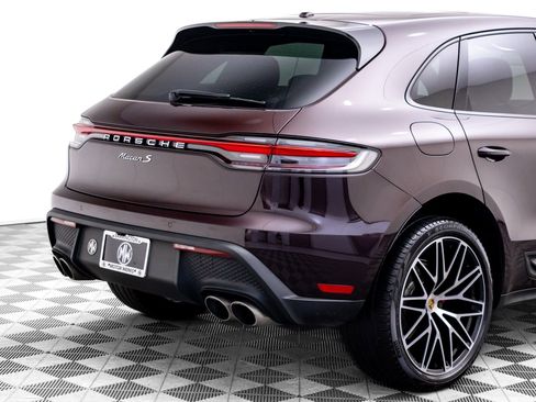Used 2023 Porsche Macan S AWD/4WD image 33