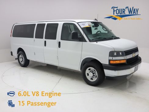 Used 2019 Chevrolet Express 3500 LT w/ LT Preferred Equipment Group RWD image 1