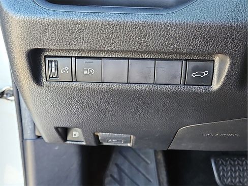 Certified 2020 Toyota RAV4 XSE image 23