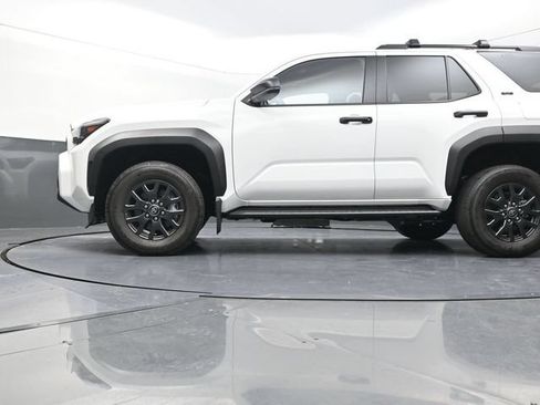 Used 2026 Toyota 4Runner SR5 AWD/4WD image 34