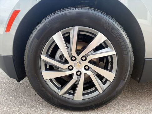 Certified 2024 Chevrolet Equinox LT w/ LPO, Floor Liner Package FWD image 9