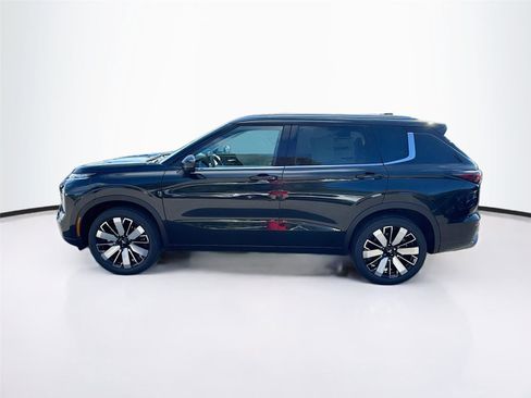 New 2026 Mitsubishi Outlander SEL image 4