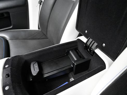 Used 2018 Rolls-Royce Ghost RWD image 33
