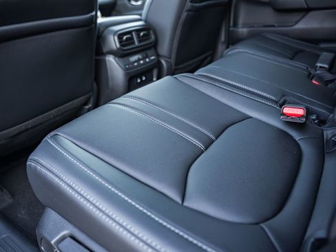 New 2026 Honda Pilot Touring image 38