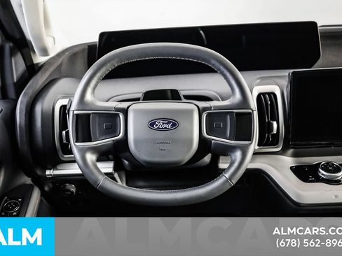 Used 2025 Ford Expedition Max Active AWD/4WD image 27