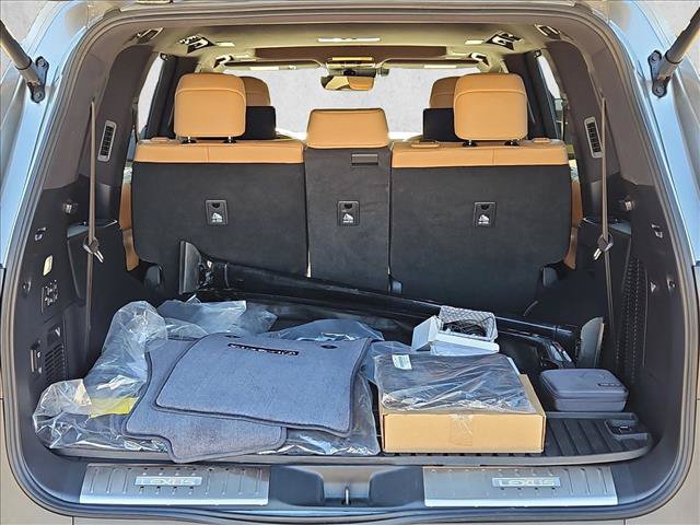 Used 2023 Lexus LX 600 4WD w/ Appearance Package image 6