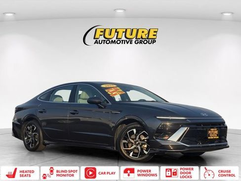 Used 2025 Hyundai Sonata SEL FWD image 1