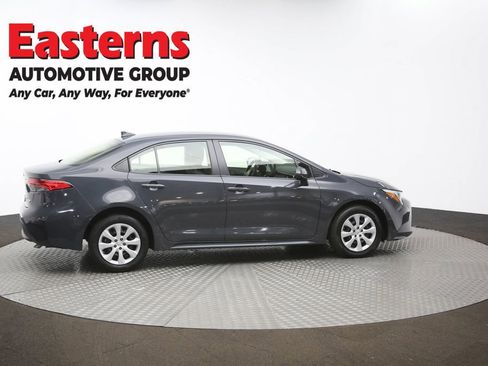 Used 2023 Toyota Corolla LE w/ Carpet Mat Package (TMS) FWD image 43