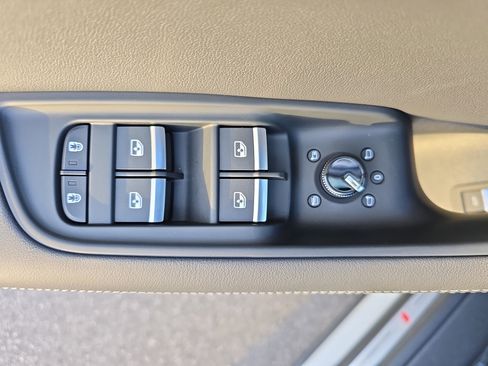 Certified 2025 Audi Q8 Premium Plus w/ Premium Plus Package image 26