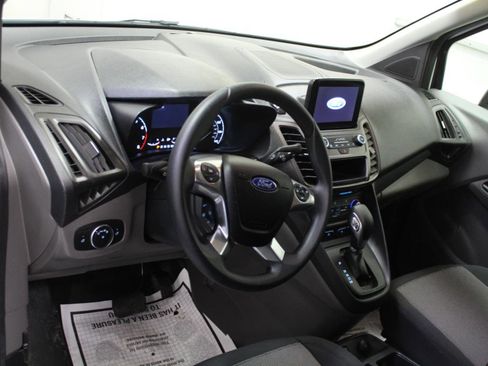 Used 2022 Ford Transit Connect XL image 7