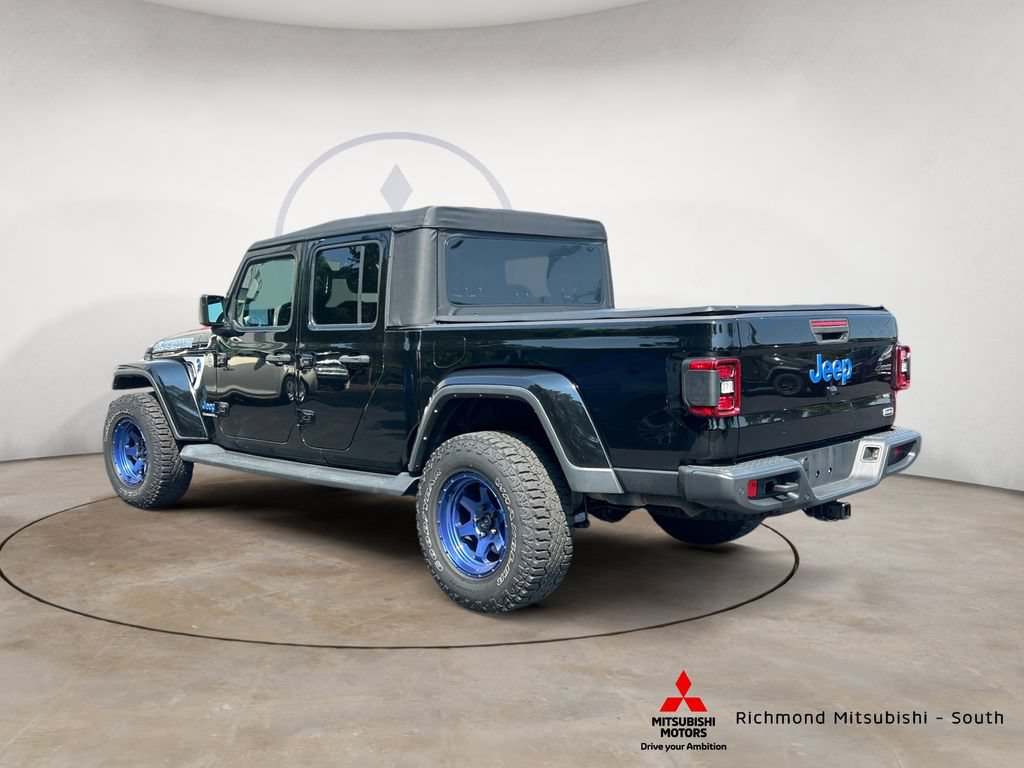Used 2022 Jeep Gladiator Overland w/ Safety Group AWD/4WD image 5