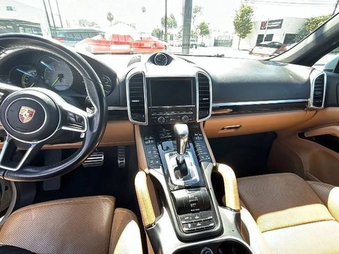 Used 2016 Porsche Cayenne S w/ Premium Package AWD/4WD image 30