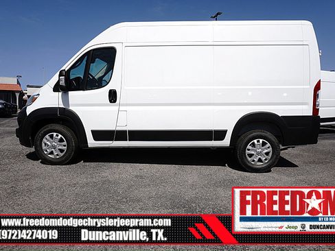 New 2026 RAM ProMaster 2500 w/ Quick Order Package 22G SLT FWD image 2