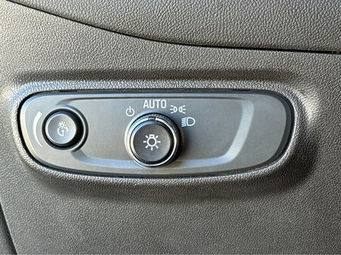 Used 2023 Chevrolet Equinox LS w/ Midnight Edition image 12