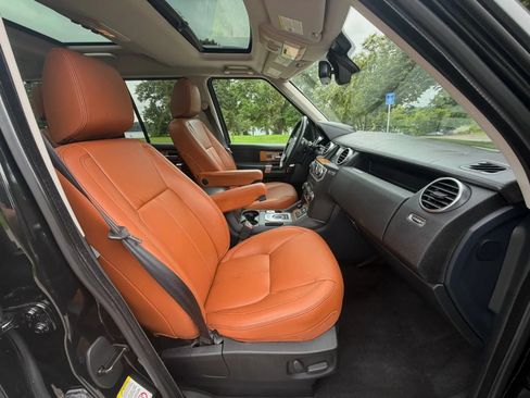 Used 2016 Land Rover LR4 HSE LUX AWD/4WD image 22