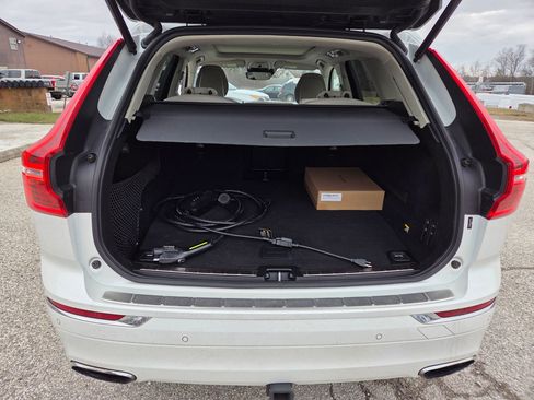 Used 2018 Volvo XC60 T8 Inscription w/ Advanced Package image 21