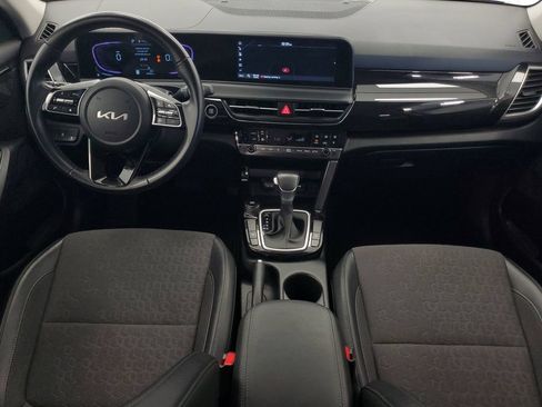 Used 2025 Kia Seltos S FWD image 14