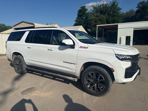 Used 2021 Chevrolet Suburban Z71 AWD/4WD image 5