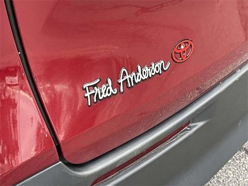 Certified 2023 Toyota Sienna XLE image 11