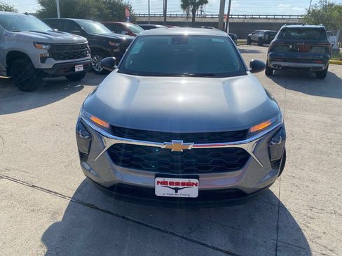 New 2026 Chevrolet Trax LS w/ Driver Confidence Package FWD image 2