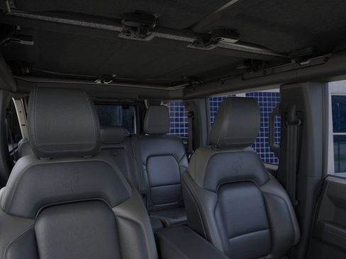 New 2025 Ford Bronco Outer Banks image 13