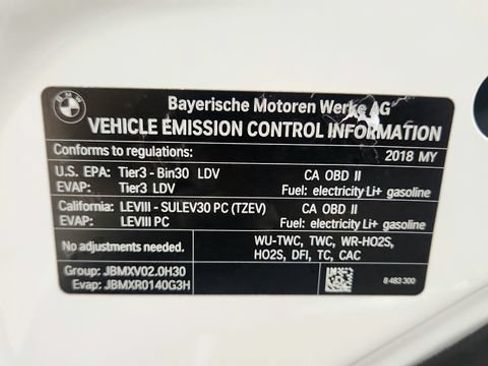 Used 2018 BMW 530e w/ M Sport Package 2 RWD image 76