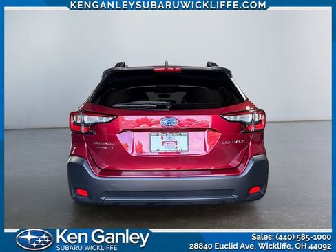 Certified 2025 Subaru Outback Premium AWD/4WD image 4