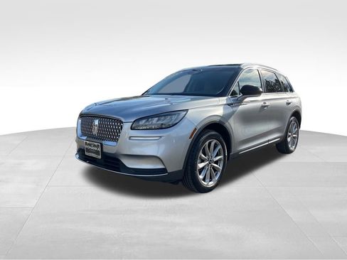 Used 2022 Lincoln Corsair AWD w/ Premium Package image 2