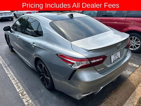 Used 2020 Toyota Camry XSE FWD image 8