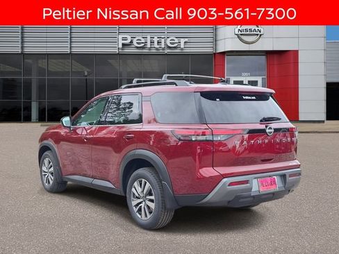 New 2026 Nissan Pathfinder SL FWD image 3