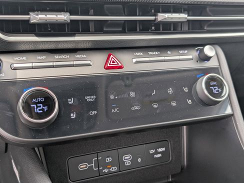 New 2025 Hyundai Sonata Limited image 30