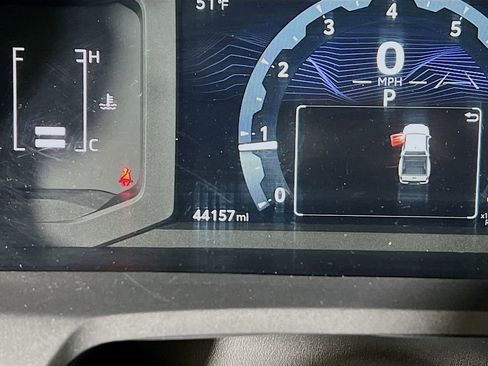 Certified 2024 Toyota Tacoma SR5 image 11