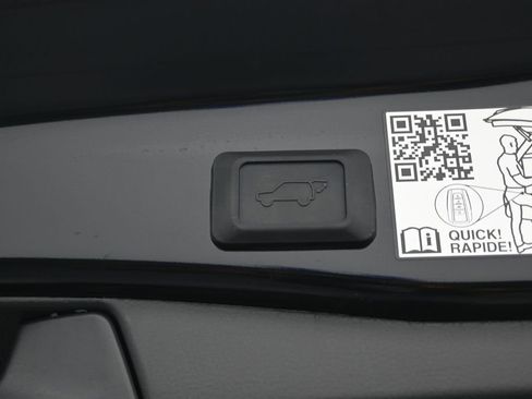 Used 2025 Toyota RAV4 Limited w/ Advanced Technology Package AWD/4WD image 36