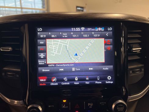 Used 2020 RAM 1500 Laramie image 18