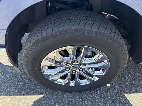 Used 2025 Ford F150 Lariat w/ Equipment Group 502A High AWD/4WD image 10
