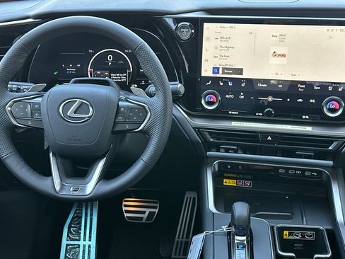 New 2026 Lexus TX 500h AWD w/ Technology Package image 27