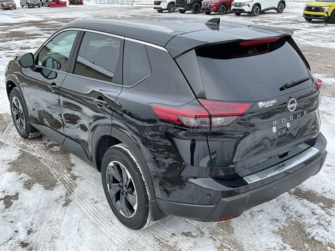 New 2026 Nissan Rogue SV w/ SV Premium Package image 7