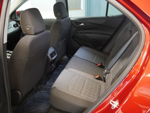 Used 2024 Chevrolet Equinox LT w/ LPO, Floor Liner Package AWD/4WD image 20