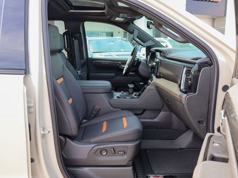 New 2026 GMC Sierra 1500 AT4 w/ AT4 Premium Package AWD/4WD image 31