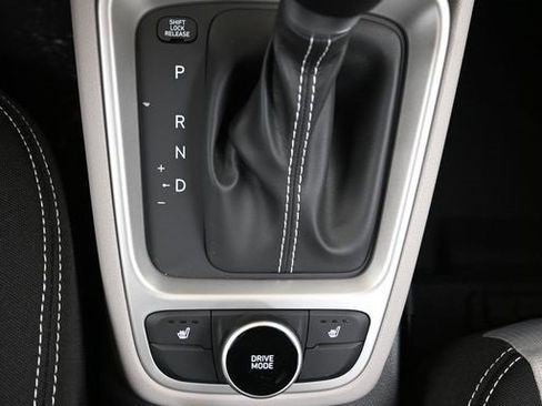 New 2026 Hyundai Venue SEL image 34