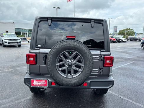 New 2025 Jeep Wrangler Sport S image 4