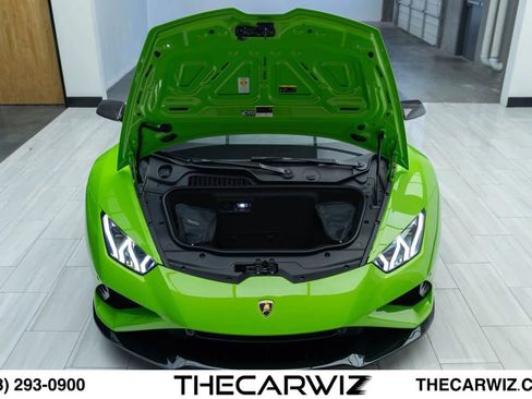 Used 2021 Lamborghini Huracan EVO RWD image 96