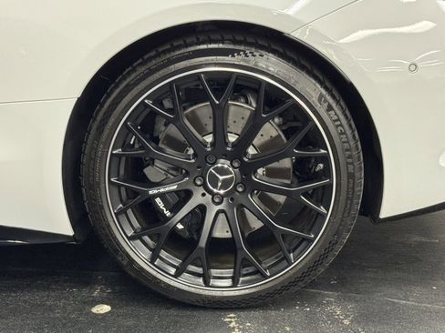 Used 2025 Mercedes-Benz SL 55 AMG 4MATIC image 17