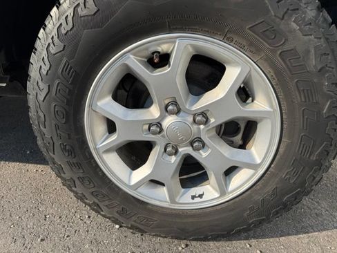 Used 2021 Jeep Wrangler Sport AWD/4WD image 4