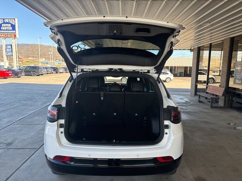 Used 2024 Jeep Compass Limited w/ Elite Group image 22