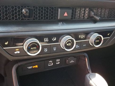 Used 2025 Honda CR-V EX image 17