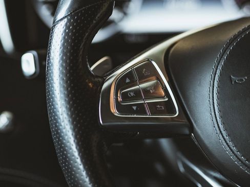 Used 2016 Mercedes-Benz S 550 4MATIC Coupe image 34