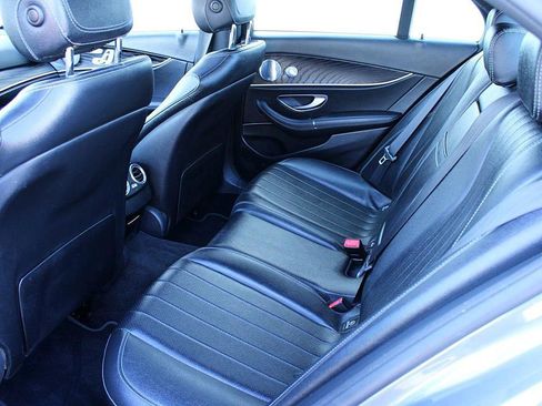 Used 2019 Mercedes-Benz E 300 image 14