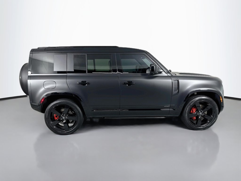 Certified 2025 Land Rover Defender 110 X AWD/4WD image 8